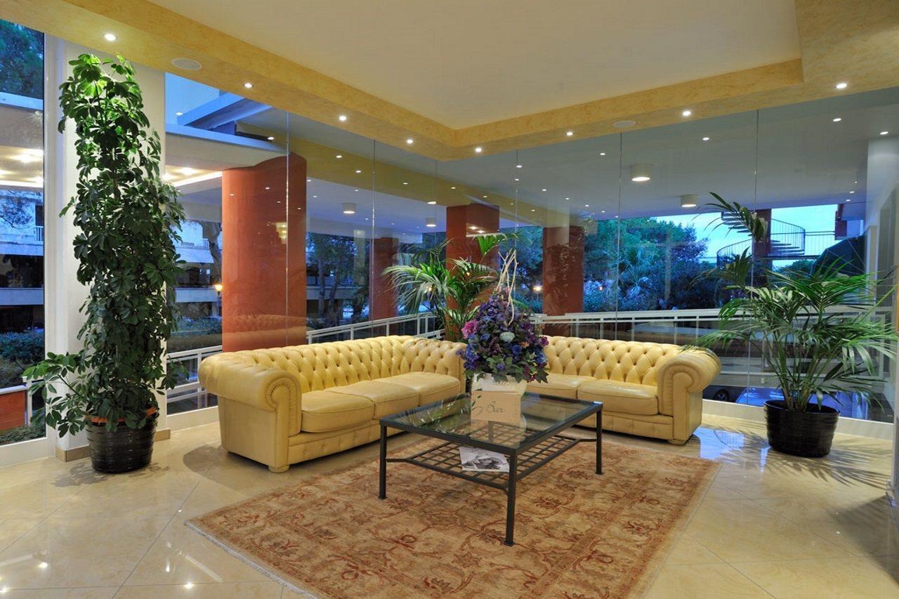 Hotel Bembo Bibione Bagian luar foto